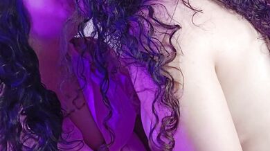 Maroc whore loves to fuck her pussy