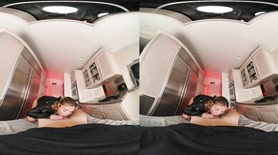 Busty Kate Dalia As TERMINATOR Sarah Connor Is Really Tough Fucker