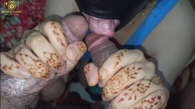 ديوث مصري يشارك مراته الشرموطة مع رئيسو بالعمل، وقاعد بيصورهم husband shared his wife with his boss