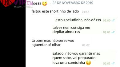 Cristina Almeida se exibe para o vendedor na frente do marido corno e depois é fodida sem camisinha.