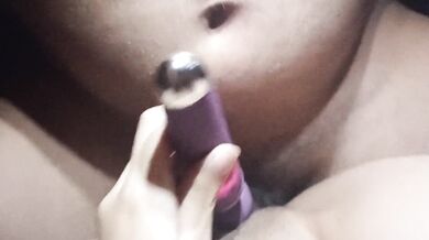 الأكثر عاهرة في المغرب، اسمي عايدة، هل تحبين فرجتي؟????????