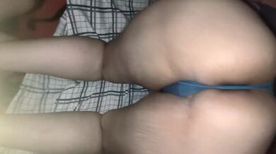 بقيت تنصرفق ليها ترمة ????حتى سخنات???? وبقات تتلعب بيها