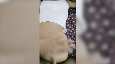 كنزة بنت مقحبة من قنيطرة هزاتو مع جيران 18عام مع نصاصة ليل فبيتو فاش واليديه ناعسين????????
