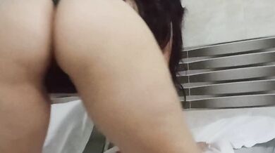 big ass of moroccan girl wants a good dick