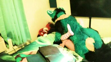 Sucario Pumps Piperthebun with his seed missionary