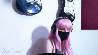 CUTE GIRL NAKED PLAYING DRUMS!! (Sweetness)