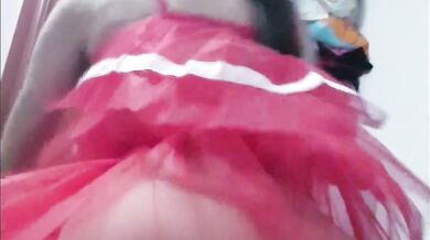 Mrs. Claus drinks your milk and gives me this ... Merry Christmas !!