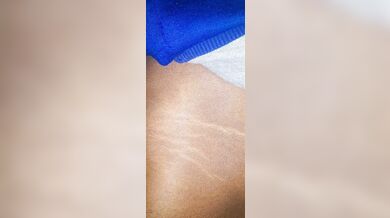 كانشوف العسل كايتقطر بحال هاكا ماكنسخاش ولكن مكايس عليها