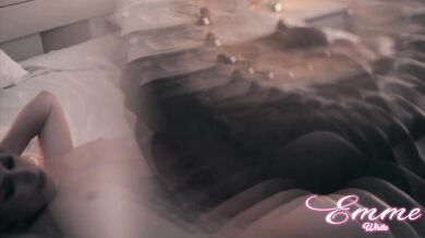 Tava com medo de dar o cu pro negão pauzudo, mas acabei gozando com a rola dele no meu cu...