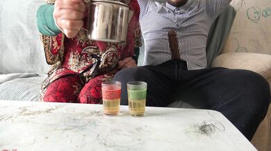 Kürt temizlikçi İstanbul'da Afrikalı siyahi bir adamla aldatıyor - TURK PORNO TURBANLI SEX