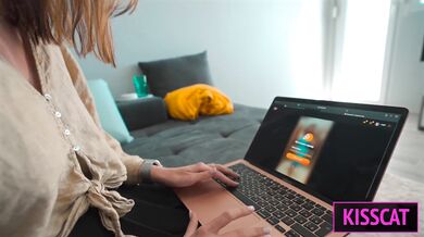 Step son went crazy when saw naked Step mom's photo and Fucked her In Shared Bed