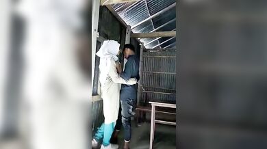 Sexy Boyfriend Girlfriend Sex In Private School - Nilah Summers