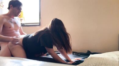 Casal amador fazendo sexo matinal, vídeo caseiro