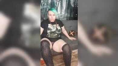 Chubby Alt Nerd Wants to Dominate You