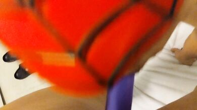 Pénétration partagée. Triple orgasme Double gode Pegging Ancrage dur