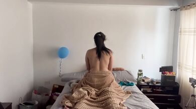 Hot lesbians fuck with hangover after party