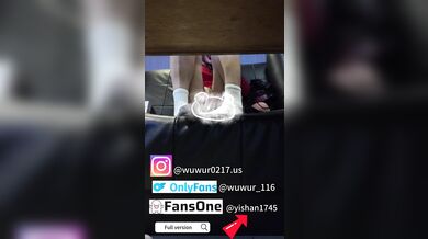 (IG:wuwur_0217) Playing with toys in an internet cafe 在網咖玩玩具