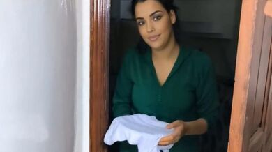 مديري في الشغل بينيك زوجتي عشان يرقيني سكس مصري جديد ديوث عربي خليجي