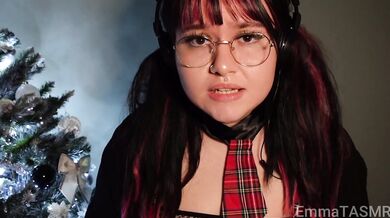 ASMR - BLOWJOB, HANDJOB, LICKING, DROOLING, SCHOOLGIRL RP | EmmaTASMR