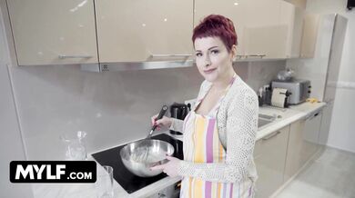Shagging Real MILFs - MYLF