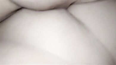 احححح حواني من ترمتي دخلو فيا كامل بقيت كنغوت اونوحوح من النشوة ديال زبو