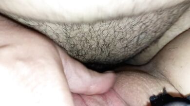 فوق ریسکی زن دوستشو میکنه برای همین بدون صداست ببین مرده آبشو چیکااار میکنه