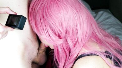 AMATEUR GIRL WITH HUGE NATURAL TITS GIVES A BLOWJOB AND SWALLOWS CUM