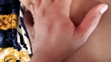 حواوني 2 راجلي أو صاحبو واحد خاشيه لور???? أو واحد قدام ???? برعوني حوى