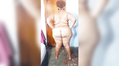 أم مصرية ممحونة إسمع بتقلو إيه كلام مصري بلدي صعيدي