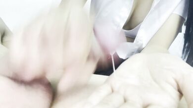 Thai students คลิปวัยรุ่นไทย นักศึกษาไทยชักว่าวให้แฟน สักพักโดนแฟนเย็ดคาชุด ครางเสียงไทย เสียวหีมาก